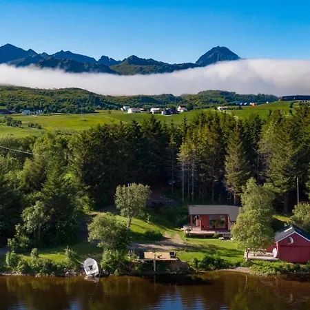 Waterfront Mountain View Cabin Lofoten Liland  Exterior photo
